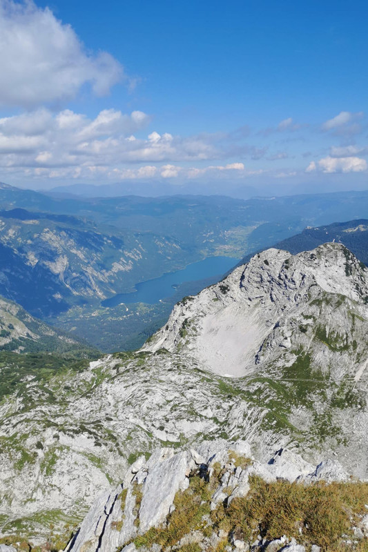 pohodniski-izlet-z-razgledi-od-alp-do/skrbina